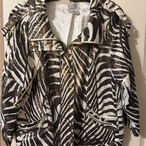 Zebra Print Jacket 3/4 sleeves. Linen.zipper and snap closure